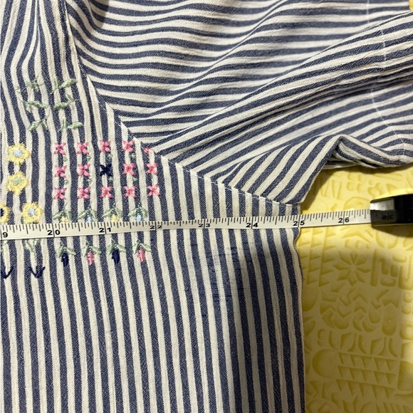 Vintage Koret Blue and White Button Down Shirt - Picture 8 of 10